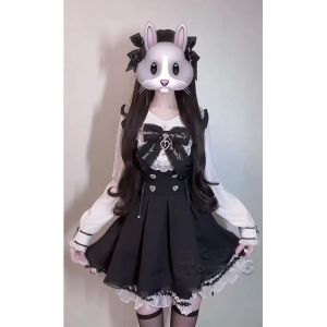 Robe Longue À Manches Longues, Style Universitaire, Jeune Et Anti-Âge, Avec Patchwork Et Détails En Dentelle Complexes. - Neuf