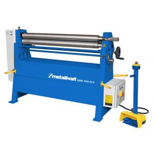 Rouleuse de t&ocirc;le &eacute;lectrique &agrave; 3 rouleaux largeur du travail 1050 mm &eacute;paisseur jusque 3 mm en acier 1,1 kW 400V Metallkraft RBM1050-30E - Neuf