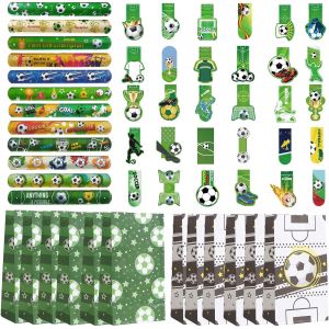 KALANKA-54 Pi&egrave;ces Football Pinata Anniversaire Gar&ccedil;on, Gar&ccedil;on Cadeaux Anniversaire Football D&eacute;coration avec Bracelets Signets Sacs Cadeaux, Petits Cadeauxs Deco Anniversaires Foot pour Gar&ccedil;ons et Fil - Neuf
