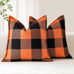 CAUC-Lot de 2 housses de coussin carr&eacute;es d&eacute;coratives &agrave; carreaux de buffle en lin avec bords cousus pour canap&eacute;, lit, salon, 40,6 x 40,6 cm (orange et noir) - Neuf