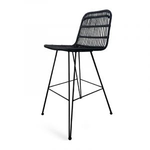 Tabouret de bar noir style nature aspect rotin en r&eacute;sine tress&eacute;e et pieds en m&eacute;tal noir - Neuf