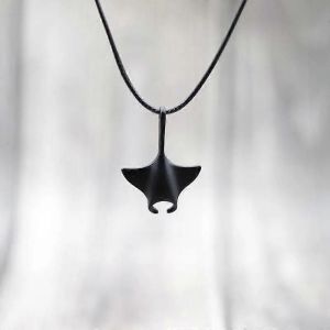 Unique Animal Marin Manta Collier Pour Hommes Cadeau Pour Petit Ami Plage Collier Accessoires M&acirc;les Pendentif Collier Surf Collier - Neuf