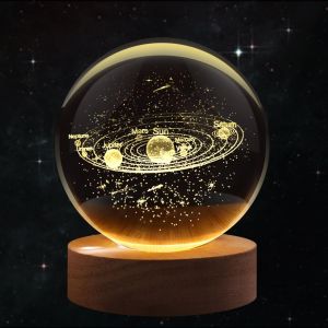 Veilleuse 3D En Forme De Boule De Cristal Avec Syst&egrave;me Solaire &iquest; Lampe Led En Verre Hologramme Avec Base En Bois Massif, Lampe Boule De Cristal Aliment&eacute;e Par Usb Avec Luminosit&eacute; R&eacute;glable Pour - Neuf