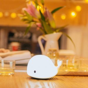 Mignon Baleine Lumière De Nuit Pour Enfants, Kawaii Lumière De Nuit Avec 7 Changement De Couleur Led, Moelleux, Lumière De Nuit Avec Commande Tactile, Rechargeable Par Usb, Cadeau - Neuf