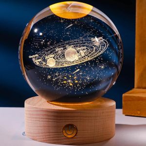 KAL-Lampe Boule De Cristal 3D De 6 Cm, Sculpture Claire Et Lumineuse, Boule D'Astronomie Ronde, Veilleuse Avec Base, Boule De Sculpture Miniature, Veilleuse Pour (Système Solaire - Neuf