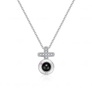 Collier Avec Pendentif En Forme De Croix Ronde Et Decoration En Cristal (Argent) - Neuf