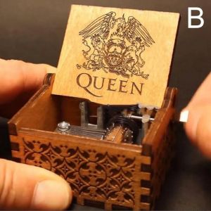 Bo&icirc;te &agrave; musique en bois sculpt&eacute; &agrave; la manivelle Bo&icirc;te &agrave; musique Bo&icirc;te &agrave; musique Reine Bo&icirc;te &agrave; musique Enfants Cadeau Anniversaire Saint-Valentin Cadeau Nouveau - Neuf