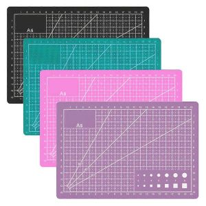 Tapis De Découpe Pour L'artisanat (4 Pièces),Tapis De Découpe Rotatifs A5 Avec Lignes De Grille - Neuf