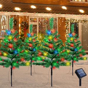 Sapin de Noël avec Guirlande Lumineuse Solaire, 4 Arbres de Noël avec Lumières, Lampes Solaires de Jardin avec 80LED Flocon de Neige, Lumières de Noël, Décoration de Noël pour Extérieure Chemin Cour - Neuf