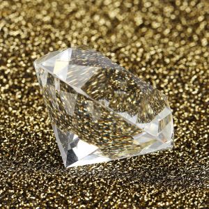 Presse-papier en cristal, decoration en diamant - Neuf