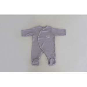 Pyjama Une Pi&egrave;ce / Grenouill&egrave;re Gris Violine 0-3 Mois En Coton Bio. Doux, Chaud Et Pratique Avec Pieds Int&eacute;gr&eacute;s Et Ouverture Cache-C?ur &Agrave; Pressions. Broderie Logo B&eacute;b&eacute; Coton Pour Une Touche &Eacute;l&eacute;gante. - Neuf