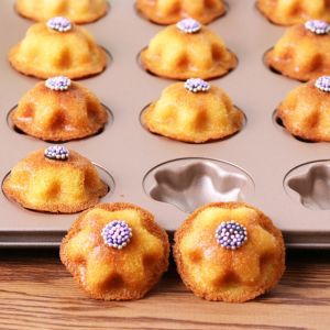 Hjlian Magnifique Moule A Gateau Antiadhesif En Forme De Fleur, 24 Grilles, Pour La Cuisine Et La Maison - Neuf
