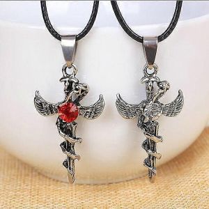 Ornement Européen Et Américain Ailes D'ange Croix Pendentif Collier En Acier Titane Hommes S Acier Inoxydable Simulé Serpents Pendentif Enroulement - Neuf