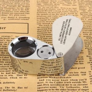 Loupe en verre grossissant 40X LED Bijoux avec loupe pour oeil bijoutier boîte pour outil d'évaluation--PUY - Neuf