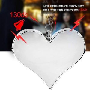 Porte-clés d'alarme de sécurité personnelle en forme de c?ur de 130 dB - Dispositif de sécurité portable, puissant et durable pour l'autodéfense et les alertes d'urgence - Neuf
