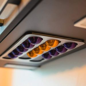 CMWS-® u2022 Support, Rangement pour capsules, dosettes de Café u2022 Adhésif u2022 Compatible Nespresso Vertuo u2022 Aluminium composite argenté - Neuf