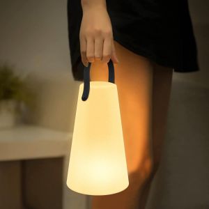 Cheng-Lampe De Table Extérieure Dimmable Rechargeable Led Lampe De Table Sans Fil Avec Télécommande Et 8 Rgb Couleurs Pour Chambre À Coucher, Extérieur, Barbecue, Camping, Décoration De Jardin - Neuf