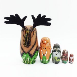 L'imbrication Nord-Am&eacute;ricain de Cr&eacute;atures des Bois - Peint &agrave; la Main en Bois de Nidification Poup&eacute;es russes - Figurines d'Animaux - lot de 5 Poup&eacute;es de 5,5"" de Haut - Neuf
