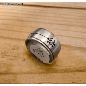 Bague Tournante T&ecirc;te De Mort / Skull / Pirate / Luffy - Anneau Large Bomb&eacute; Anti-Stress - D&eacute;coupe Laser -Acier / Inox - Taille 53/54 ( 17 Mm ) - Neuf