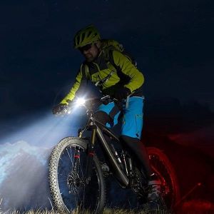 Ensemble D'&eacute;clairage De V&eacute;lo Rechargeable Et Lumineux - 4 Modes Avant Et 6 Modes Arri&egrave;re, &Eacute;tanche, Facile &Agrave; Installer, Id&eacute;al Pour Le Cyclisme Et Les Activit&eacute;s De Plein Air - Neuf