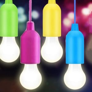 Kal-Lot De 4 Ampoules Led Colorées Avec Cordon De Tirage, Portable À Piles Sur Une Lampe De Camping, Lampe À Suspendre Pour Fête, Mariage, Jardin Décoration Blanc Froid [Classe Énergétique A++] - Neuf