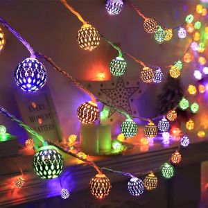 TRAHOO-Guirlande lumineuse marocaine &agrave; 20 LED - 3 m - Boules en m&eacute;tal - Fonctionnement &agrave; piles - Pour l'int&eacute;rieur et l'ext&eacute;rieur - Pour mariage, No&euml;l, anniversaire, f&ecirc;te - Multicolore - Neuf