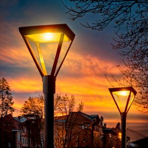 Lampadaire Led 60w Ambre Aventino Square Dimmable 1-10v Ambre - Neuf