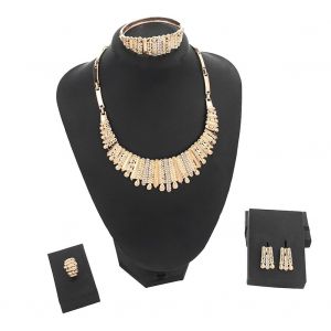 Ensemble De Bijoux Tendance En Alliage, Collier, Boucles D'oreilles, Bracelet, Bague, Strass (X1538) - Neuf
