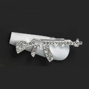 Ventes Promotionnelles Alliage Pistolet Grand Diamant Nail Art Accessoires Style Rétro Rose Ak Électrolytique Alliage Nail Decoration Livré Avec 20pcs - Neuf