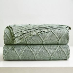 Vert Sauge Cable Tricot Jeter Couverture En Coton Canape, Une Couverture Legere 50x70 Avec Bonus De Sac De Lavage Pour Lit - Canape-Lit Supplementaire, Confortable, Lavable A La Machine, La Decoration De La Maison - Neuf
