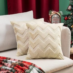 Noël Lot De 2 Housses De Coussins En Tissu De Laine Artificielle Et Polyester Motif Polyligne Décoratives Doux Lisse Confortable Taie D'oreiller Pour Salon Chambre Canapé 45x45cm Beige - Neuf
