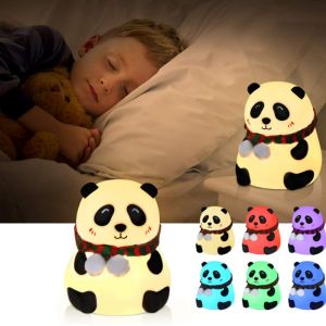 Les Lumières Nocturnes Embellissent L'atmosphère Agréable De La Maternelle - Neuf