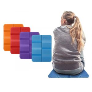 Lot de 4 coussins de si&egrave;ge pliables en mousse pour voyage et camping en plein air - L&eacute;gers et r&eacute;sistants &agrave; l'eau - Neuf