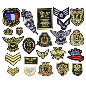 23pcs Fil D'or De La Couronne Badges Enfant Brodé Patch Sew/Repasser Sur L'patch Appliques Robe De Vêtements De La Plante Chapeau Jeans Couture Fleurs Appliques Diy Accessoire - Neuf