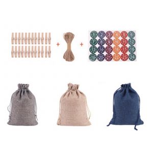 Lot de 24 sacs cadeaux de No&euml;l en lin avec cordon de serrage, pinces et cordelette. - Neuf