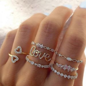 Iparam Bohemia Crystal Bagues Pour Femmes Lettre Love Coeur Fleur Zircon Bague Pour Les Amoureux Cadeaux De Mariage Breloque Bijoux De Mode - Neuf