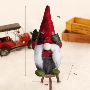 Poup&eacute;e sans visage en peluche douce couvrant les yeux Ornement en peluche cr&eacute;atif Festival D&eacute;coration de la maison Rouge - Neuf