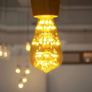 HJLIAN Ampoule LED E27 220 V retro, decorative pour interieur, restaurant, pub, bar (ST64) - Neuf