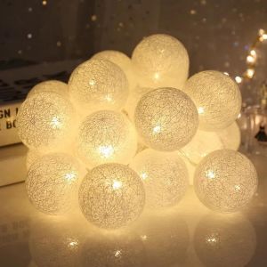 TRAHOO-Guirlande lumineuse LED avec boules en coton, 1,5 m, 10 LED, guirlande lumineuse &agrave; piles, guirlandes lumineuses en boules de coton pour No&euml;l, mariage, chambre d'enfant, f&ecirc;te, d&eacute;coration - Neuf