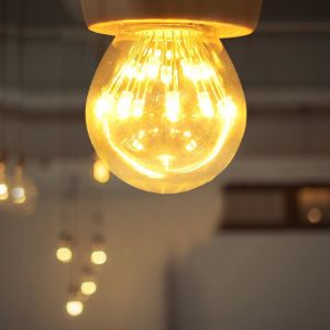 HJLIAN Ampoule LED E27 220 V retro, decorative pour interieur, restaurant, pub, bar (G45) - Neuf