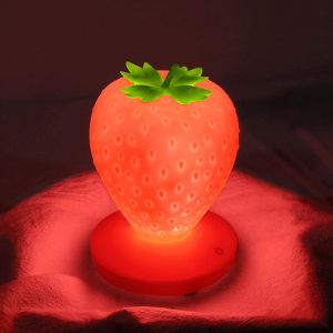 Veilleuse En Forme De Fraise, Jolie Lampe Led En Silicone Pour Table De Chevet D'enfant, Rechargeable Par Usb, 3 Modes De Contr&ocirc;le Tactile (Rouge) - Neuf