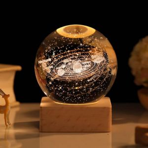 Boule De Cristal Du Système Solaire 3d, Modèle De Planète 3d Avec Base Led En Bois, Décoration D'intérieur, Cadeau Astronomique, Veilleuse Pour Enfants, 60 Mm - Neuf