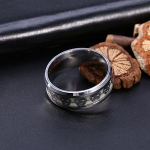 Bague Classique En Acier Titane Et Argent Avec Tete De Mort Pour Homme Et Femme - Neuf
