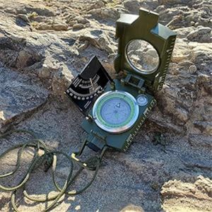 Boussole Pr&eacute;cise Multifonctionnelle Vert Inclinom&egrave;tre Boussole Aventure En Plein Air - Neuf