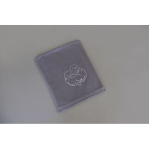 Couverture Grise Violine 75&times;100 Cm En Coton Bio Double &Eacute;paisseur. Douce, Chaude Et &Eacute;l&eacute;gante, Avec Logo Brod&eacute; Au Centre. Id&eacute;ale Pour Envelopper B&eacute;b&eacute; De Confort &Agrave; Tout Moment De La Journ&eacute;e. - Neuf