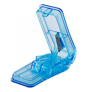 Pilule Bleue Cutter Pour Les Petits Et Les Grands Pilules, Pilule Séparateur Avec Lame Pour Découper Vos Pilules Et Comprimés Dans La Moitié Et Le Transport De Vos Médicaments - Neuf