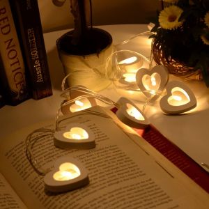 KAL-20 Led A Mené Blanc Chaud Bois De C?ur Feenhafte Weihnachtshochzeits De Lumière De Corde De Décor Parti Éclairage Batterie Angetrieben, 10 Led, E14 0.60 Wattsw 3.70 Voltsv - Neuf