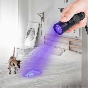 Lampe De Poche Lumi&egrave;re Noire 2 Pi&egrave;ces,Lampe Uv,D&eacute;tecteur D'urine D'animal Lampe &Agrave; Main Uv Pour Les Taches D'urine S&eacute;ch&eacute;e De Chiens Et De Chats - Neuf