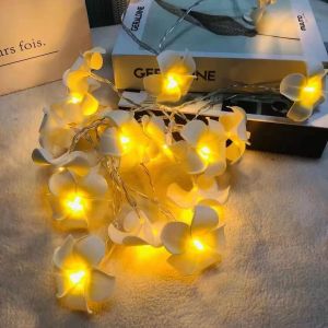KAL-Plumeria Artificielle Guirlande Artificielle Fée Fleurs Led Guirlande Lumineuses À Batterie Pour Plage Fête Anniversaire Proposition Mariage Décor (3 M/20 Led, Jaune) - Neuf