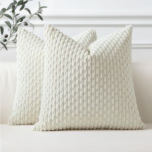 CAUC-Lot de 2 housses de coussin d&eacute;coratives douces en velours c&ocirc;tel&eacute; et &agrave; rayures de style boh&egrave;me pour canap&eacute;, salon, terrasse, style ferme, d&eacute;coration d'int&eacute;rieur, 55 x 55 cm, blanc cr&egrave;me - Neuf